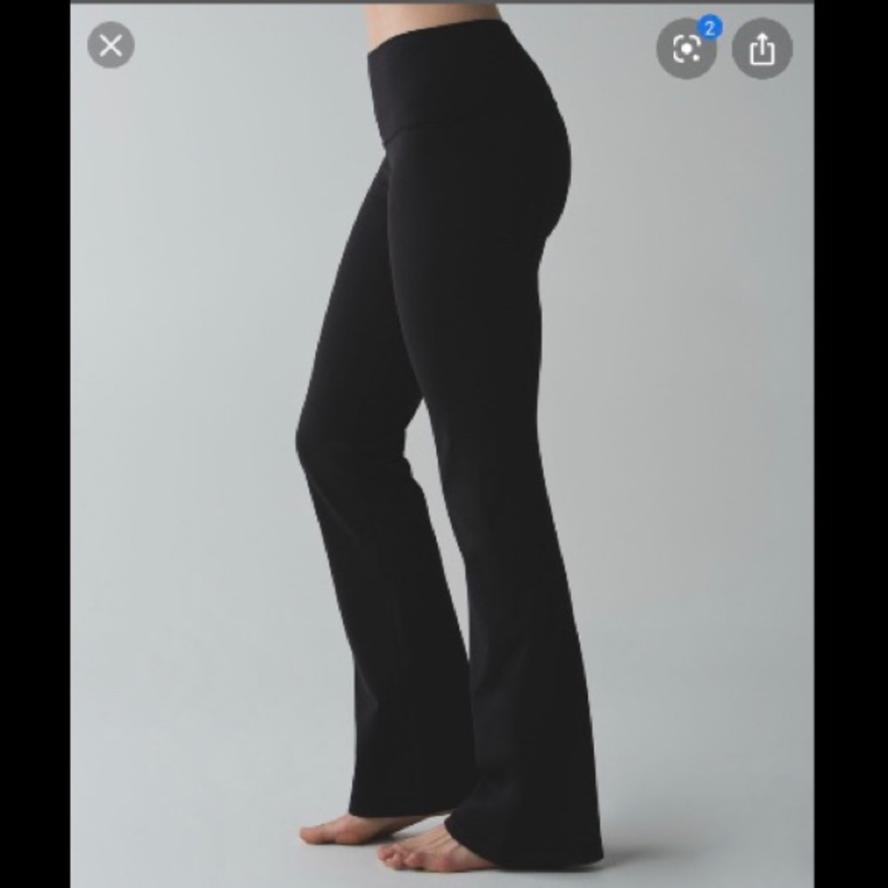 Lululemon black yoga pants
